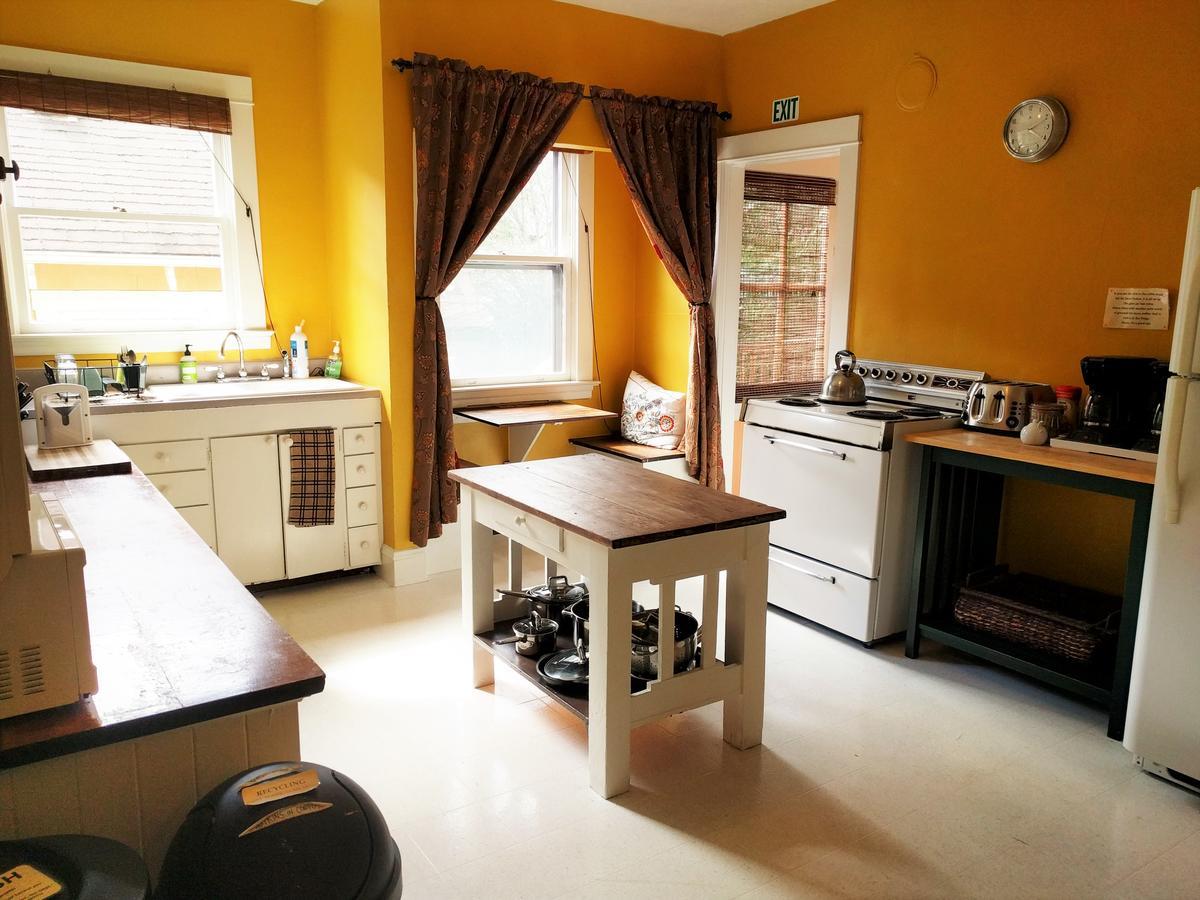 Bluebird Guesthouse Портленд Экстерьер фото